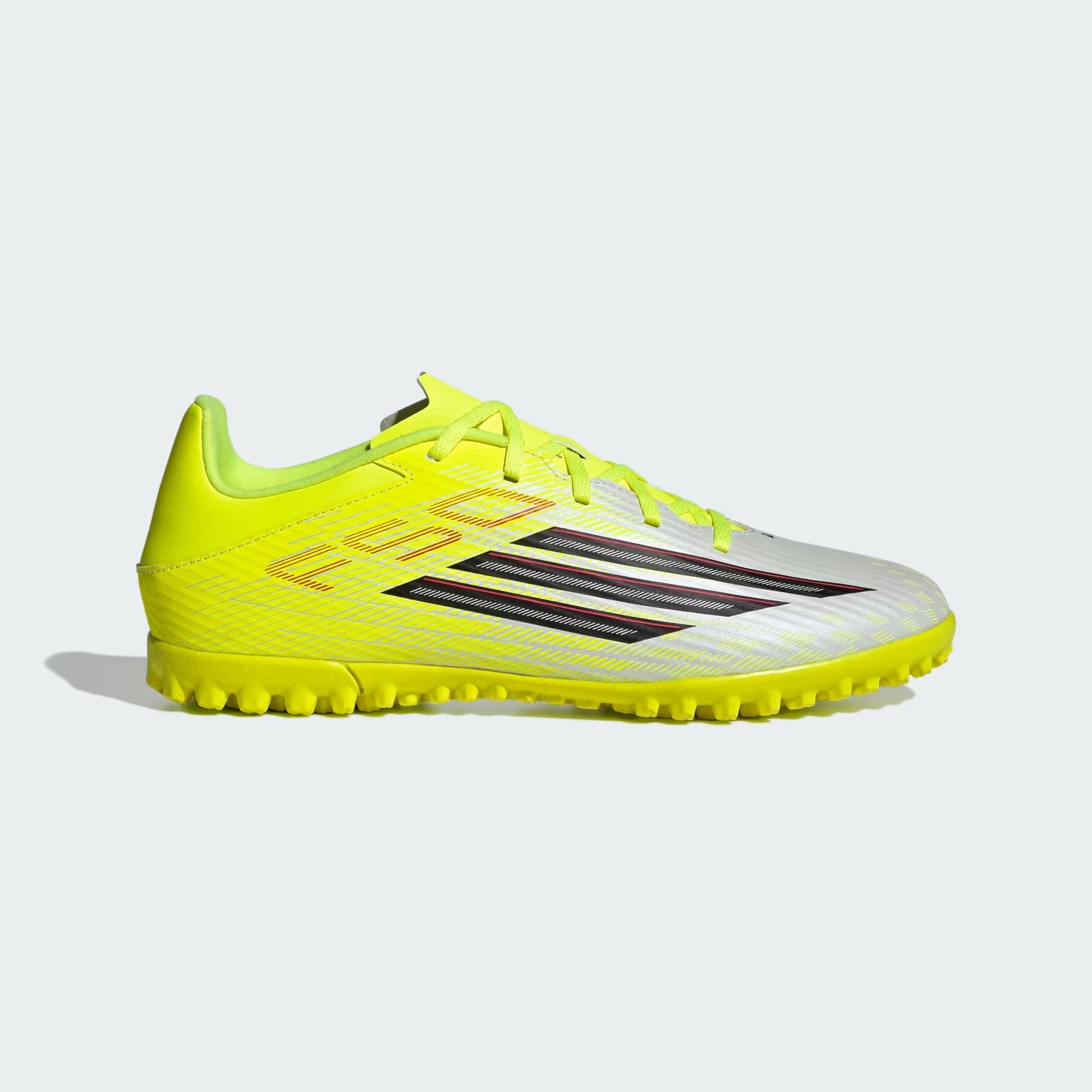 Botines F50 Club para Pasto Artificial